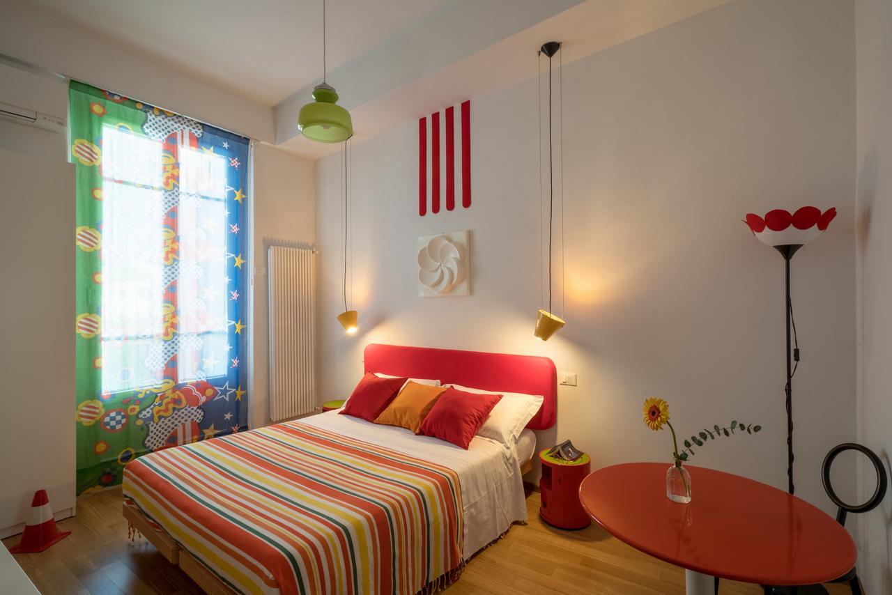 Bed & Breakfast Zip . Design In